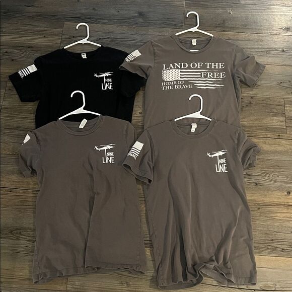 Men's Short Sleeve T-Shirt - Black and Gray - Picture 1 of 5